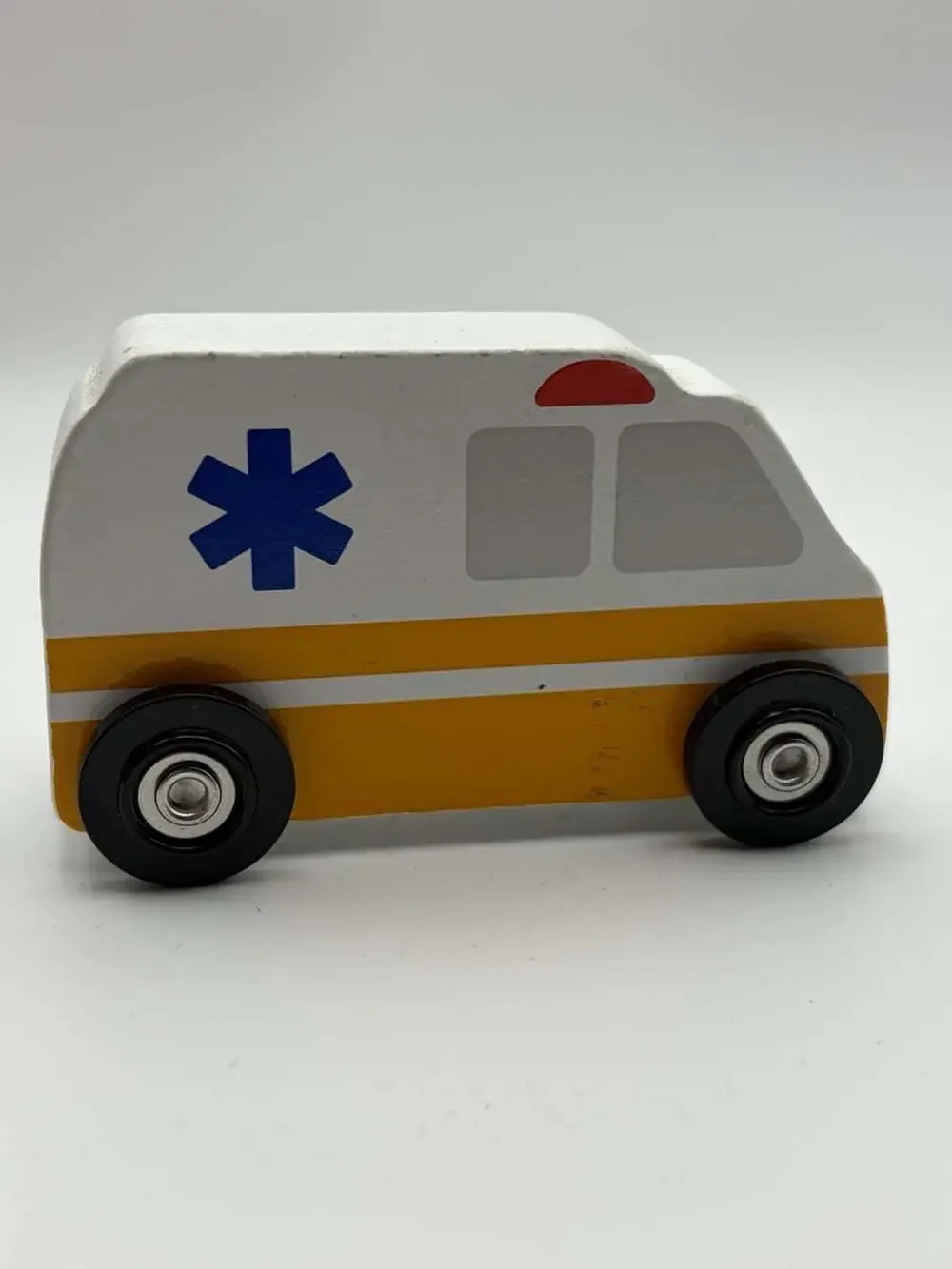 Melissa & Doug this ambulance